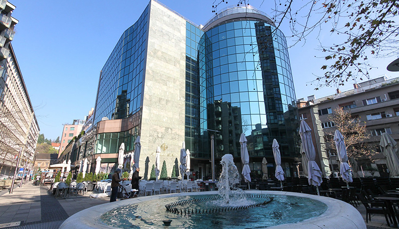 VERN' University